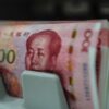 中国の実質金利急伸、５％に近づく可能性も－デフレスパイラルの恐れ - Bloomberg